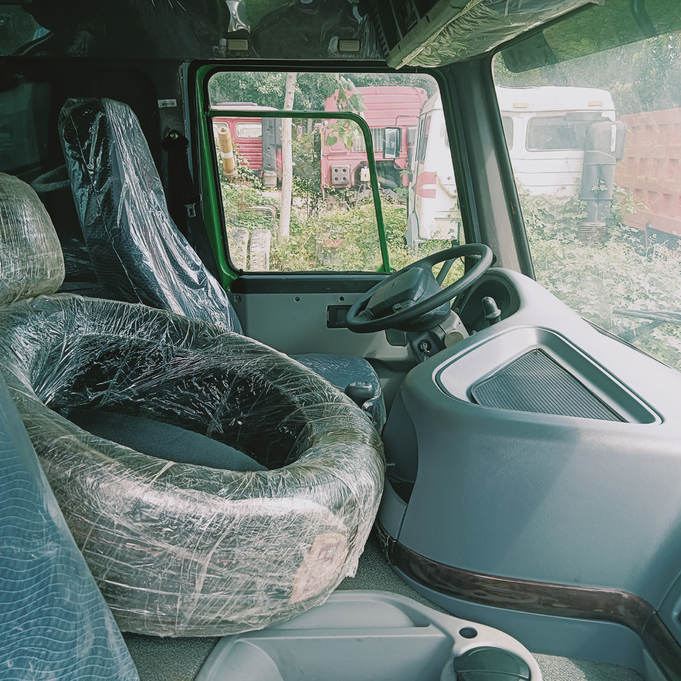 SINOTRUK HOWO - Trekker: afbeelding 4 SINOTRUK HOWO - Trekker: afbeelding 4