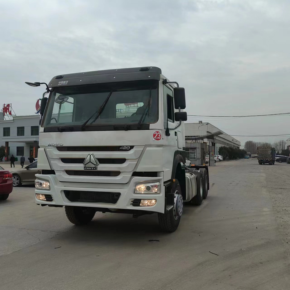 SINOTRUK HOWO trailer head - Trekker: afbeelding 2 SINOTRUK HOWO trailer head - Trekker: afbeelding 2