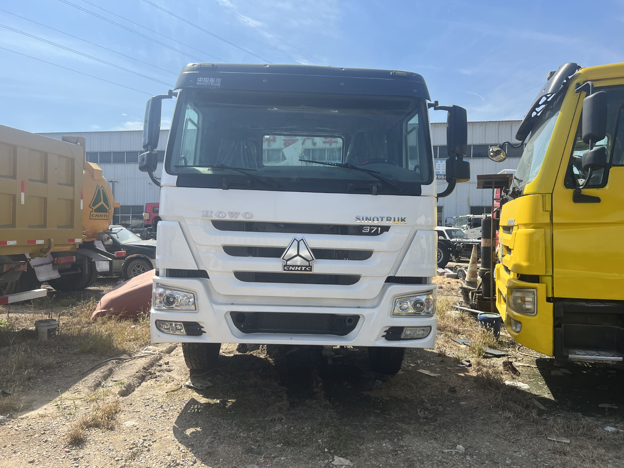 SINOTRUK HOWO trailer head - Trekker: afbeelding 4 SINOTRUK HOWO trailer head - Trekker: afbeelding 4