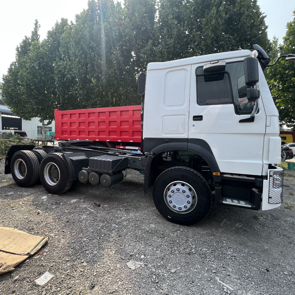 SINOTRUK HOWO tralier head - Trekker: afbeelding 1 SINOTRUK HOWO tralier head - Trekker: afbeelding 1