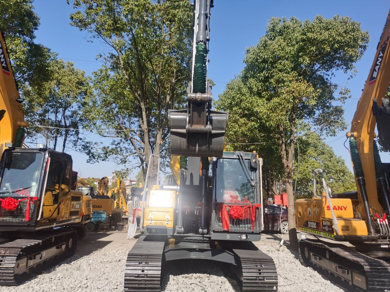 Volvo EC140DL - Rupsgraafmachine: afbeelding 1 Volvo EC140DL - Rupsgraafmachine: afbeelding 1