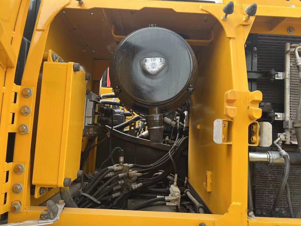 Volvo EC300D - Rupsgraafmachine: afbeelding 5 Volvo EC300D - Rupsgraafmachine: afbeelding 5