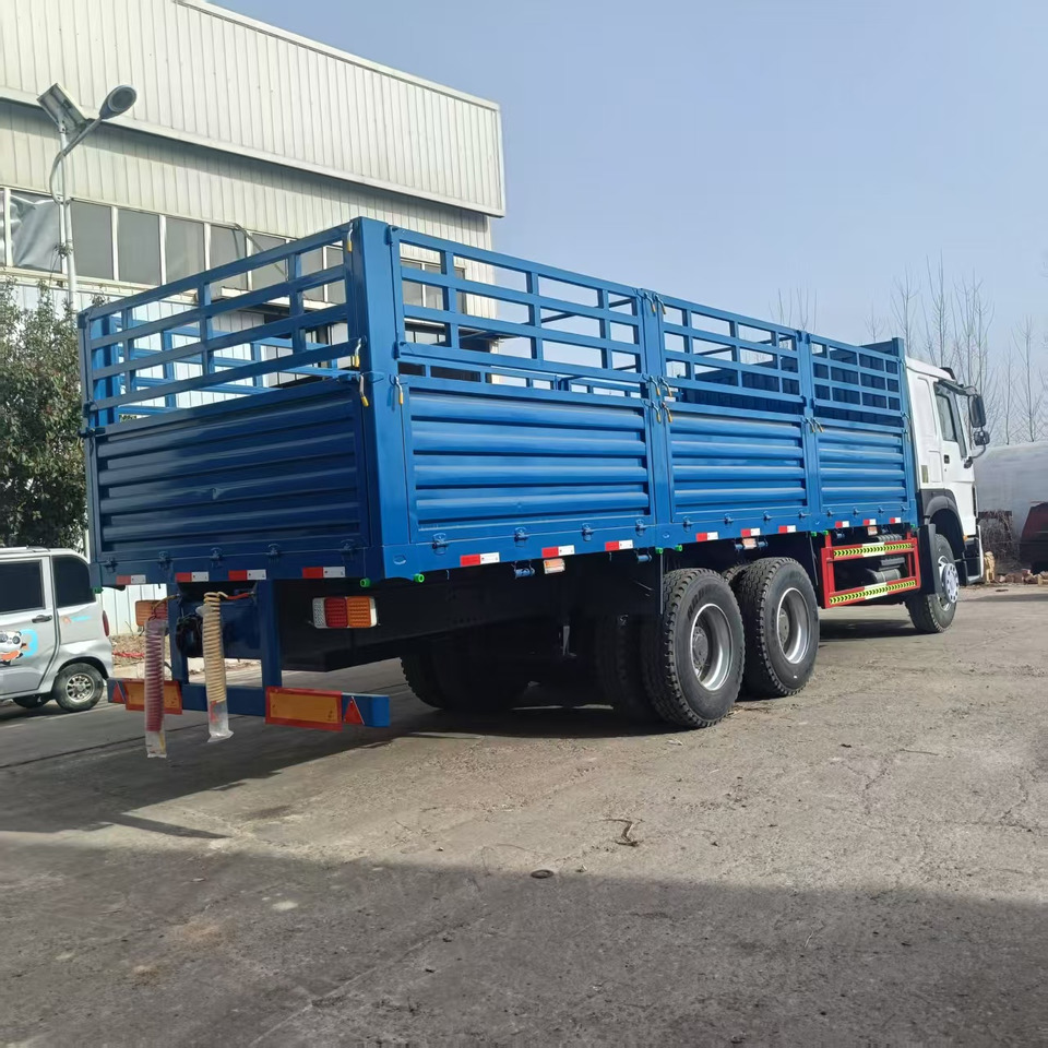SINOTRUK HOWO - Vrachtwagen: afbeelding 5 SINOTRUK HOWO - Vrachtwagen: afbeelding 5