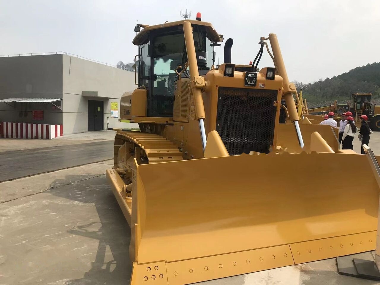 Bulldozer XCMG D170: afbeelding 13