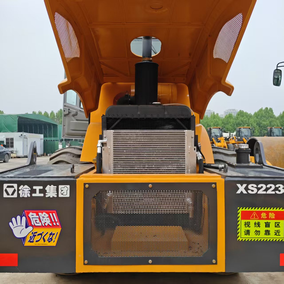 XCMG XS233J - Schapenpootwals/ Grondverdichter: afbeelding 3 XCMG XS233J - Schapenpootwals/ Grondverdichter: afbeelding 3
