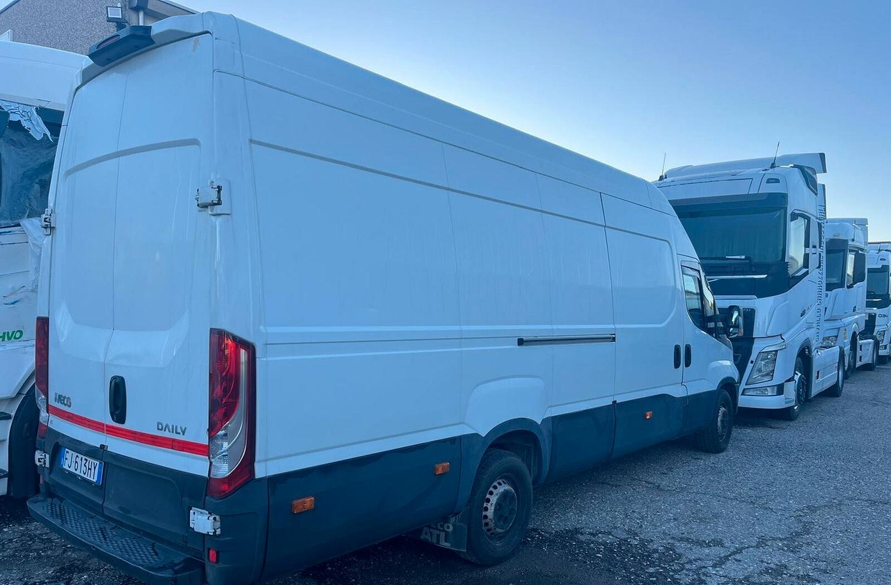 Iveco Daily 35-160 Passo Lungo e Tetto Alto - Gesloten bestelwagen: afbeelding 4 Iveco Daily 35-160 Passo Lungo e Tetto Alto - Gesloten bestelwagen: afbeelding 4