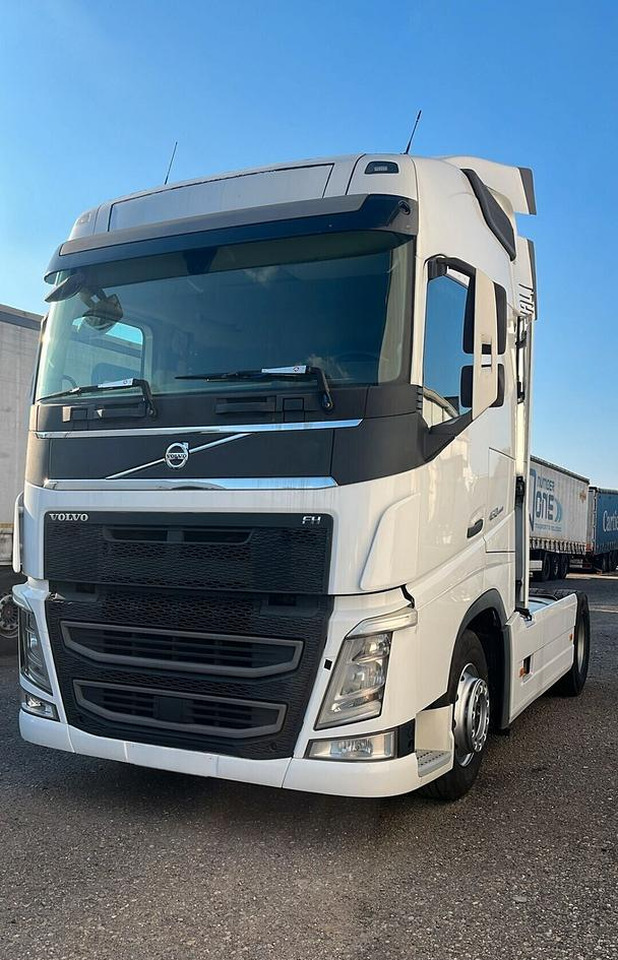 Volvo FH 460 Euro 6 Globetrotter 2018 - Trekker: afbeelding 2 Volvo FH 460 Euro 6 Globetrotter 2018 - Trekker: afbeelding 2