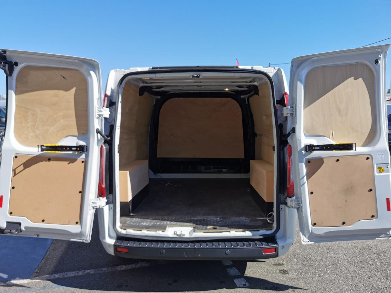Ford Transit Custom 2.0 ECOBLUE MHEV - 130CH TREND BUSINESS - Andere machine: afbeelding 3 Ford Transit Custom 2.0 ECOBLUE MHEV - 130CH TREND BUSINESS - Andere machine: afbeelding 3