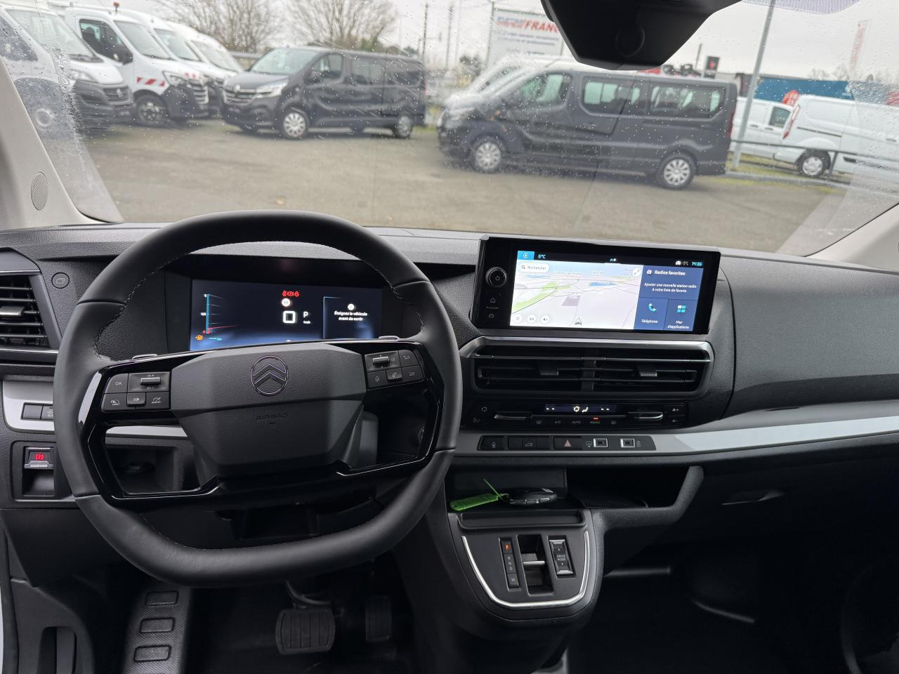 CITROEN Jumpy M 2.0 BlueHDi - 145 S&S - BV EAT8  III FOURGON . PHASE 2 - Gesloten bestelwagen: afbeelding 4 CITROEN Jumpy M 2.0 BlueHDi - 145 S&S - BV EAT8  III FOURGON . PHASE 2 - Gesloten bestelwagen: afbeelding 4