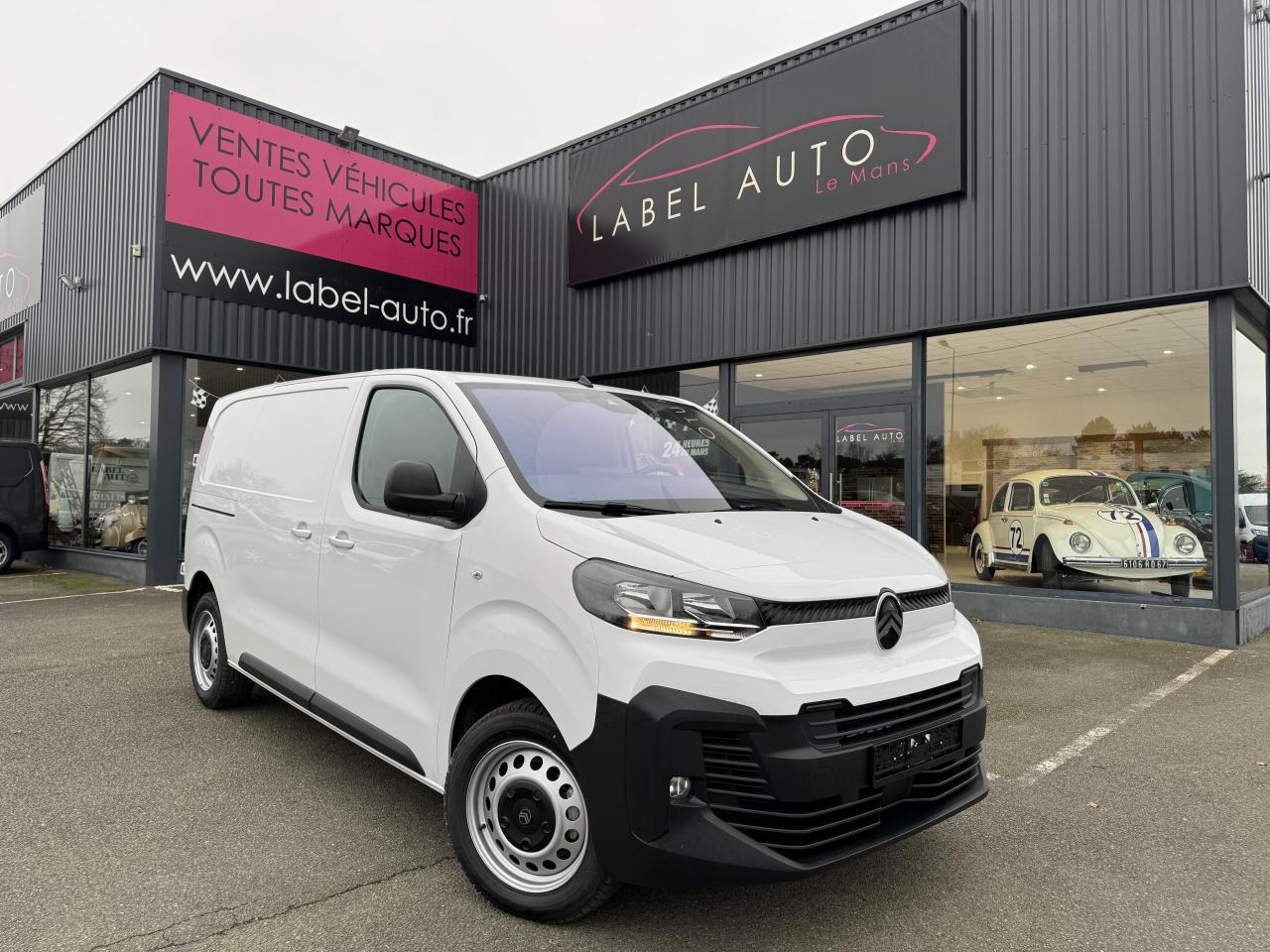 CITROEN Jumpy M 2.0 BlueHDi - 145 S&S - BV EAT8  III FOURGON . PHASE 2 - Gesloten bestelwagen: afbeelding 1 CITROEN Jumpy M 2.0 BlueHDi - 145 S&S - BV EAT8  III FOURGON . PHASE 2 - Gesloten bestelwagen: afbeelding 1