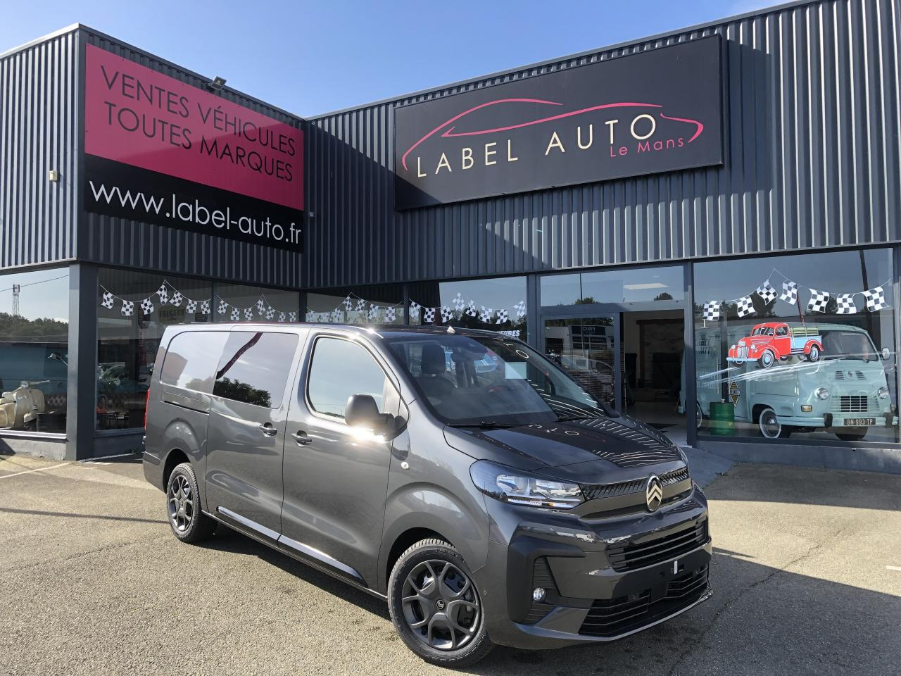 CITROEN Jumpy XL 2.0 BlueHDi - 180 S&S - BV EAT8 III CABINE APPROFONDIE Cabine approfondie Fixe PHASE 2 - Gesloten bestelwagen: afbeelding 1 CITROEN Jumpy XL 2.0 BlueHDi - 180 S&S - BV EAT8 III CABINE APPROFONDIE Cabine approfondie Fixe PHASE 2 - Gesloten bestelwagen: afbeelding 1