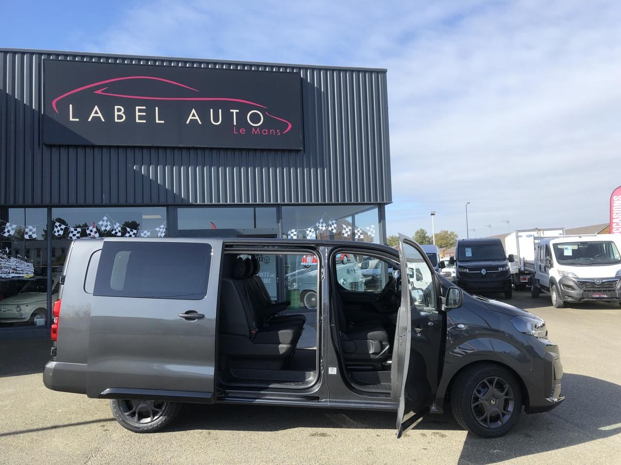 CITROEN Jumpy XL 2.0 BlueHDi - 180 S&S - BV EAT8 III CABINE APPROFONDIE Cabine approfondie Fixe PHASE 2 - Gesloten bestelwagen: afbeelding 3 CITROEN Jumpy XL 2.0 BlueHDi - 180 S&S - BV EAT8 III CABINE APPROFONDIE Cabine approfondie Fixe PHASE 2 - Gesloten bestelwagen: afbeelding 3