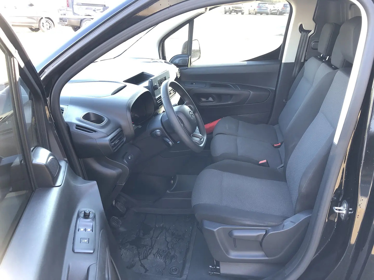 Citroen Berlingo M 1000KG BLUEHDI 100CH S&S - Kleine bestelwagen: afbeelding 4 Citroen Berlingo M 1000KG BLUEHDI 100CH S&S - Kleine bestelwagen: afbeelding 4