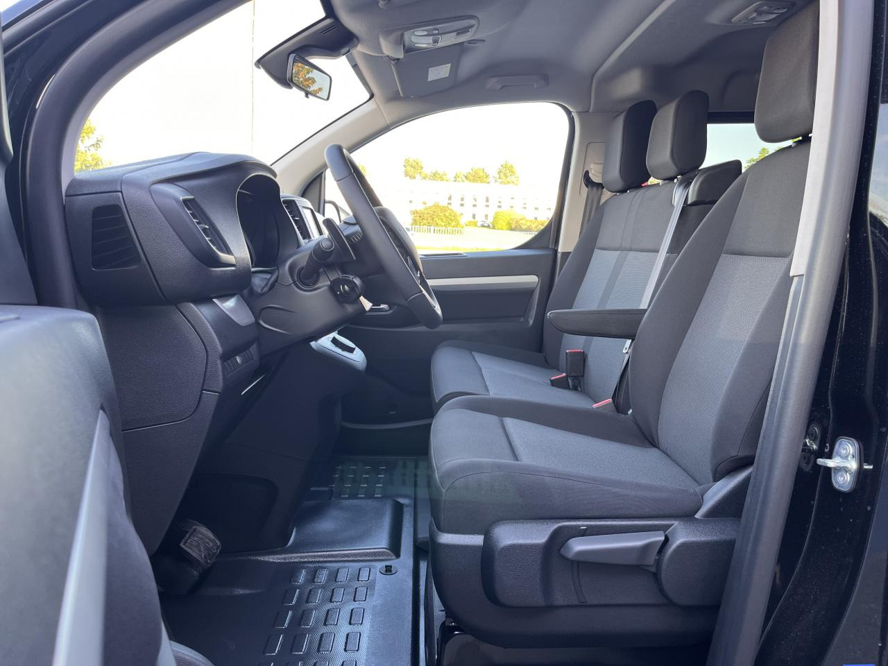 FIAT Scudo XL 2.0 BlueHDi - 180 S&S - BVA Cabine Approfondie 6 PLACES - Bestelwagen met dubbele cabine: afbeelding 5 FIAT Scudo XL 2.0 BlueHDi - 180 S&S - BVA Cabine Approfondie 6 PLACES - Bestelwagen met dubbele cabine: afbeelding 5