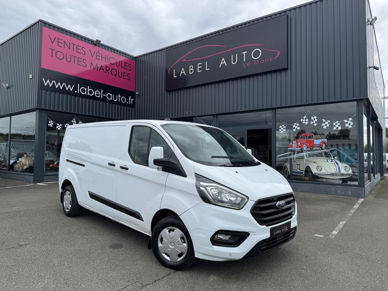 FORD transit custom 300 L2H1 2.0 ECOBLUE 130 HYBRID TREND BUSINESS - Gesloten bestelwagen: afbeelding 1 FORD transit custom 300 L2H1 2.0 ECOBLUE 130 HYBRID TREND BUSINESS - Gesloten bestelwagen: afbeelding 1