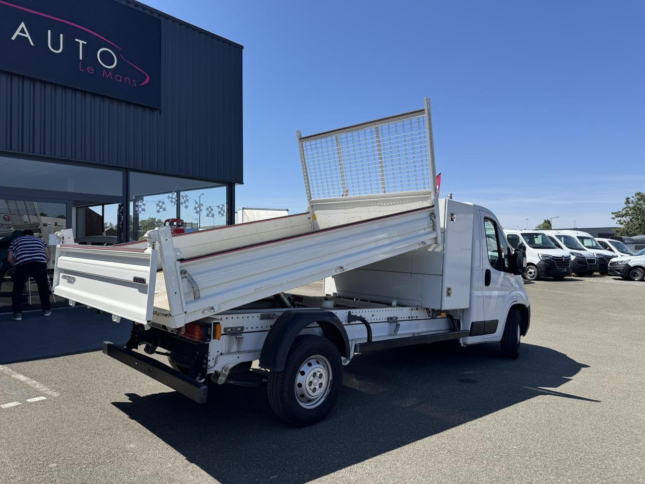 Fiat Ducato 3.5 MAXI L 2.3 MULTIJET 160CH BENNE ACIER PACK PRO NAV + COFFRE JPM - Kipper bestelwagen: afbeelding 5 Fiat Ducato 3.5 MAXI L 2.3 MULTIJET 160CH BENNE ACIER PACK PRO NAV + COFFRE JPM - Kipper bestelwagen: afbeelding 5