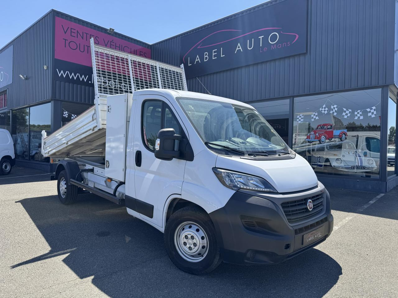 Fiat Ducato 3.5 MAXI L 2.3 MULTIJET 160CH BENNE ACIER PACK PRO NAV + COFFRE JPM - Kipper bestelwagen: afbeelding 2 Fiat Ducato 3.5 MAXI L 2.3 MULTIJET 160CH BENNE ACIER PACK PRO NAV + COFFRE JPM - Kipper bestelwagen: afbeelding 2