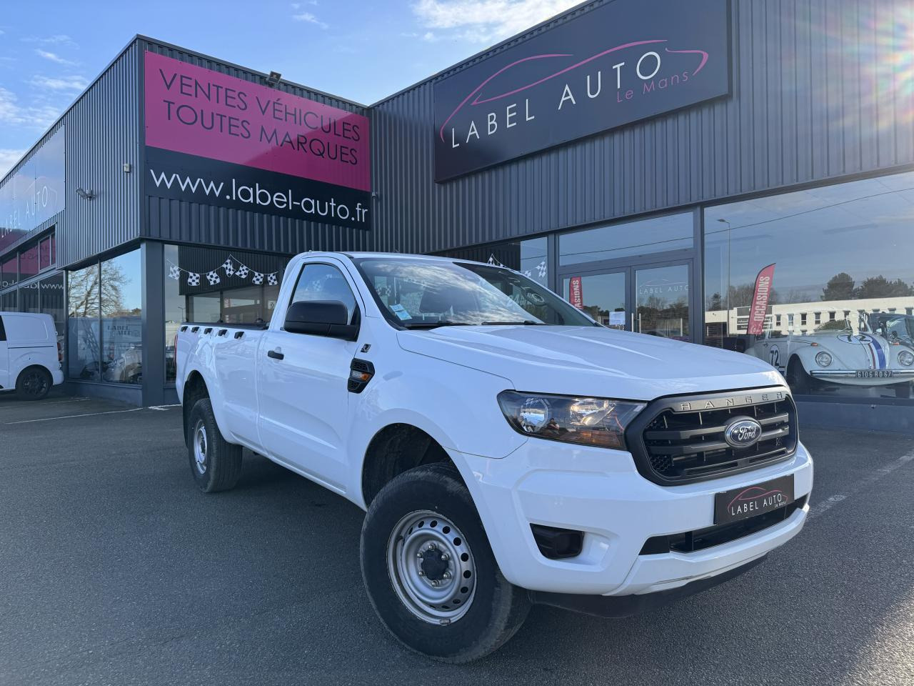 Ford Ranger 2.0 TDCI 170CH 4X4 SIMPLE CABINE XL - Pick-up: afbeelding 2 Ford Ranger 2.0 TDCI 170CH 4X4 SIMPLE CABINE XL - Pick-up: afbeelding 2