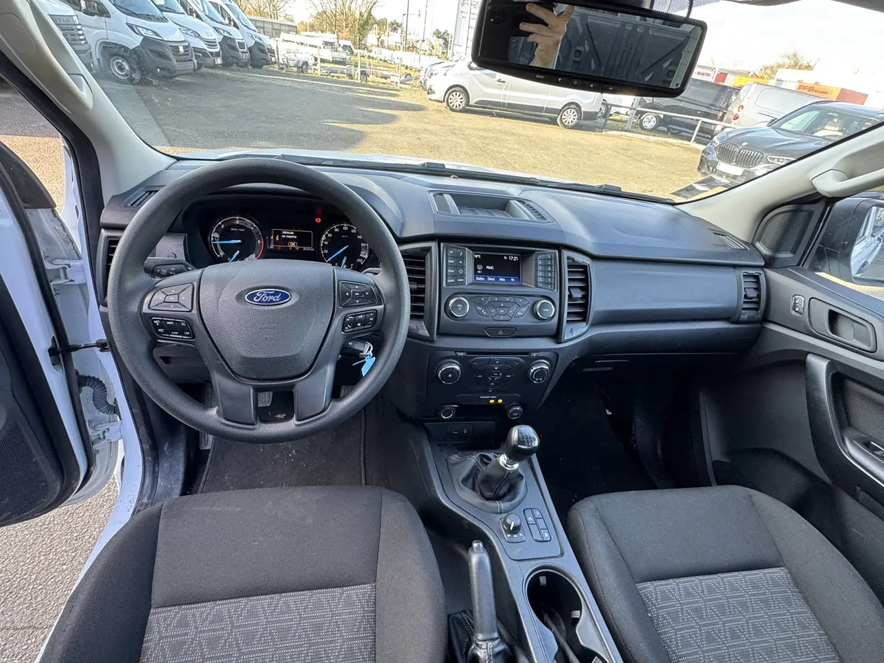 Ford Ranger 2.0 TDCI 170CH SIMPLE CABINE XL - Pick-up: afbeelding 3 Ford Ranger 2.0 TDCI 170CH SIMPLE CABINE XL - Pick-up: afbeelding 3