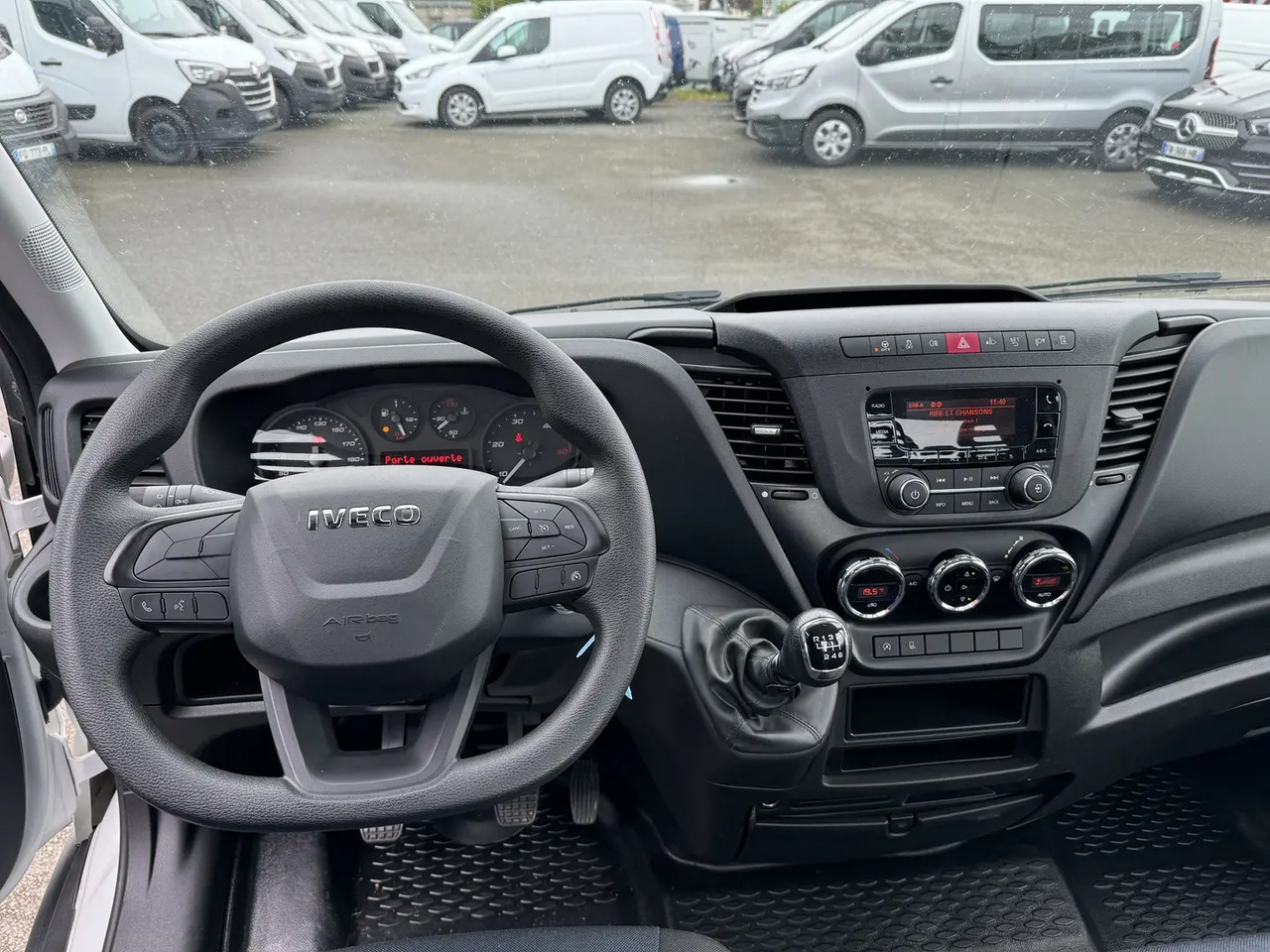 Iveco Daily 35C16H EMPATTEMENT 4100 - Bergingsvoertuig: afbeelding 4 Iveco Daily 35C16H EMPATTEMENT 4100 - Bergingsvoertuig: afbeelding 4