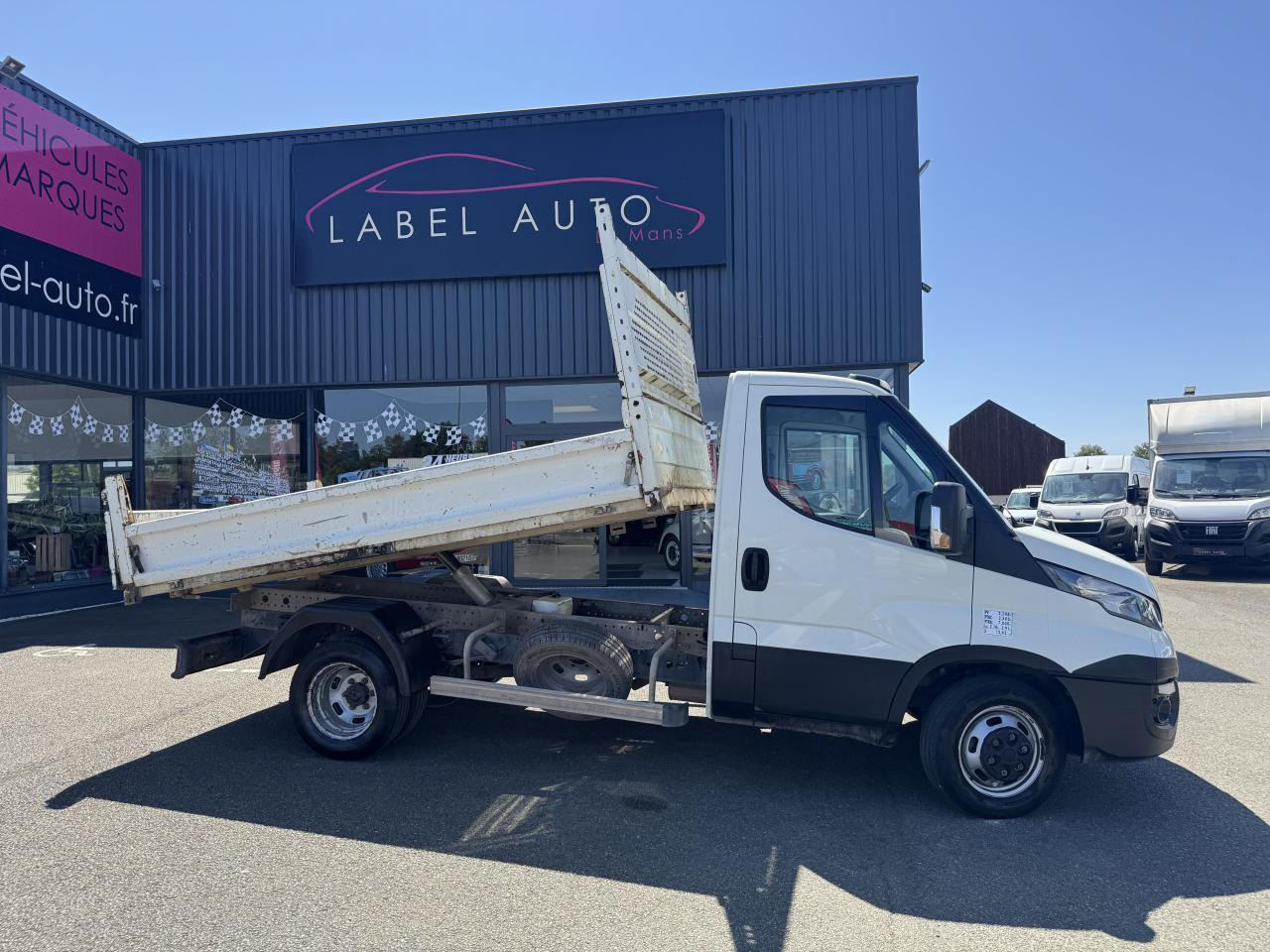 Iveco Daily IVECO 35 C 12 BENNE RJ 2.3 120 CH - Kipper bestelwagen: afbeelding 1 Iveco Daily IVECO 35 C 12 BENNE RJ 2.3 120 CH - Kipper bestelwagen: afbeelding 1