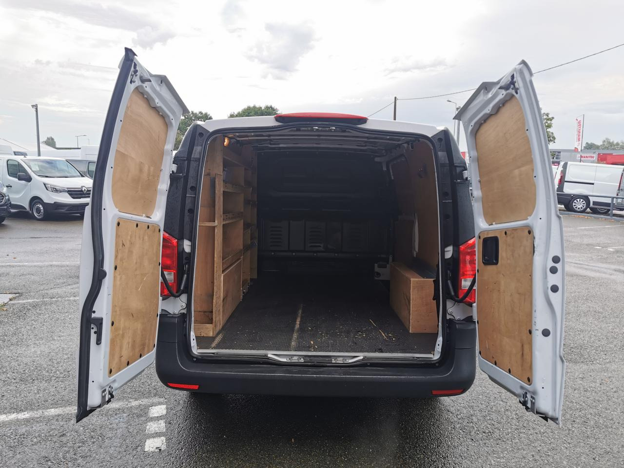 MERCEDES VITO LONG 114 CDI BVA - Gesloten bestelwagen: afbeelding 3 MERCEDES VITO LONG 114 CDI BVA - Gesloten bestelwagen: afbeelding 3