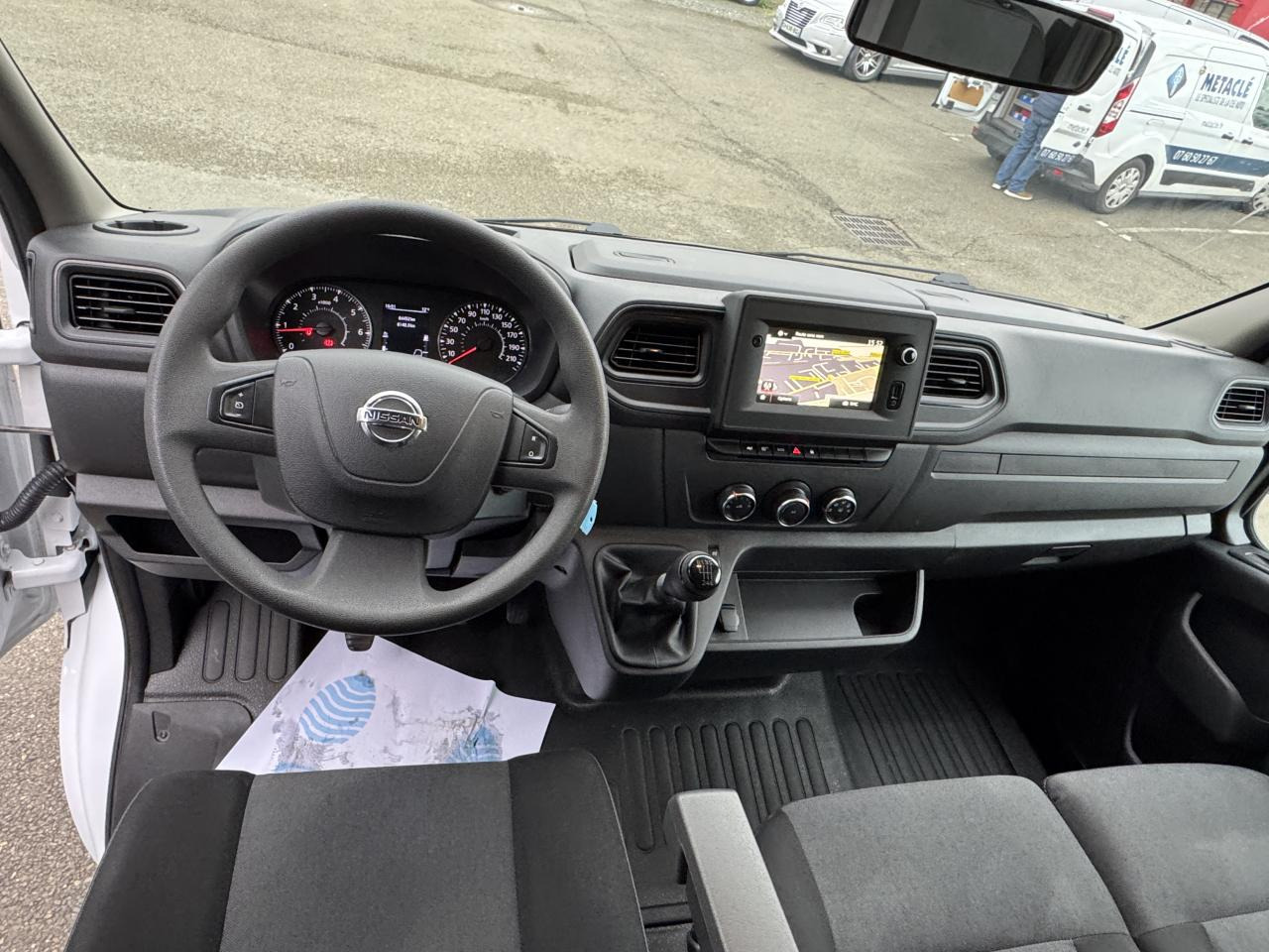 NISSAN Interstar Acenta 3.5t L4H1 2.3 dCi 165Ch CHASSIS CABINE BACHE - Schuifzeilen bestelwagen: afbeelding 3 NISSAN Interstar Acenta 3.5t L4H1 2.3 dCi 165Ch CHASSIS CABINE BACHE - Schuifzeilen bestelwagen: afbeelding 3