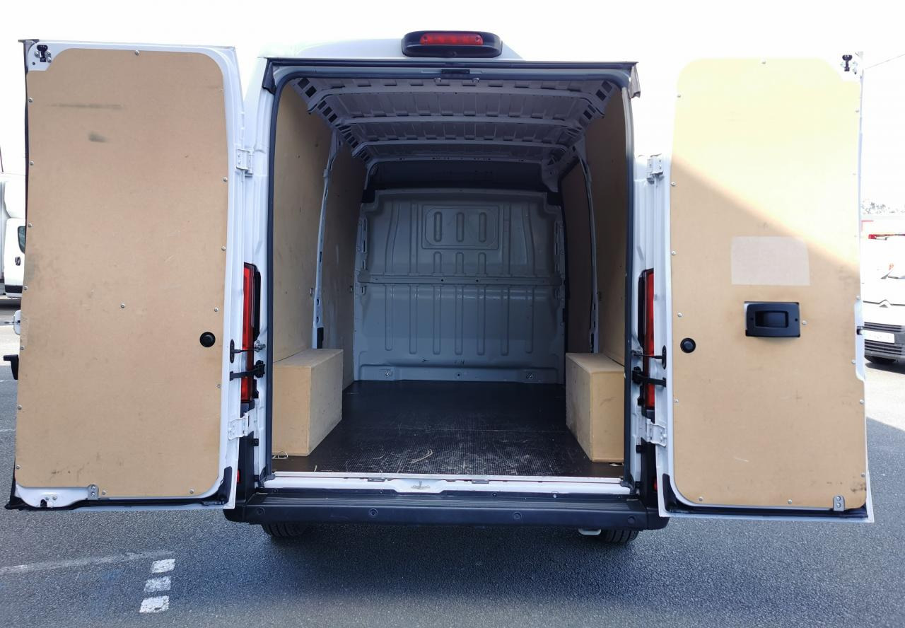PEUGEOT BOXER 3T0 L2H2 2.2 HDI 140CH ASPHALT - Gesloten bestelwagen: afbeelding 3 PEUGEOT BOXER 3T0 L2H2 2.2 HDI 140CH ASPHALT - Gesloten bestelwagen: afbeelding 3