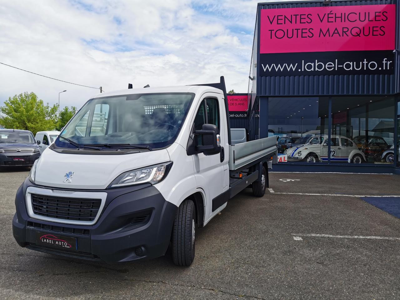 PEUGEOT BOXER 3T5 PLATEAU 4M20 2.2 HDI 140CH - Bestelwagen open laadbak: afbeelding 5 PEUGEOT BOXER 3T5 PLATEAU 4M20 2.2 HDI 140CH - Bestelwagen open laadbak: afbeelding 5