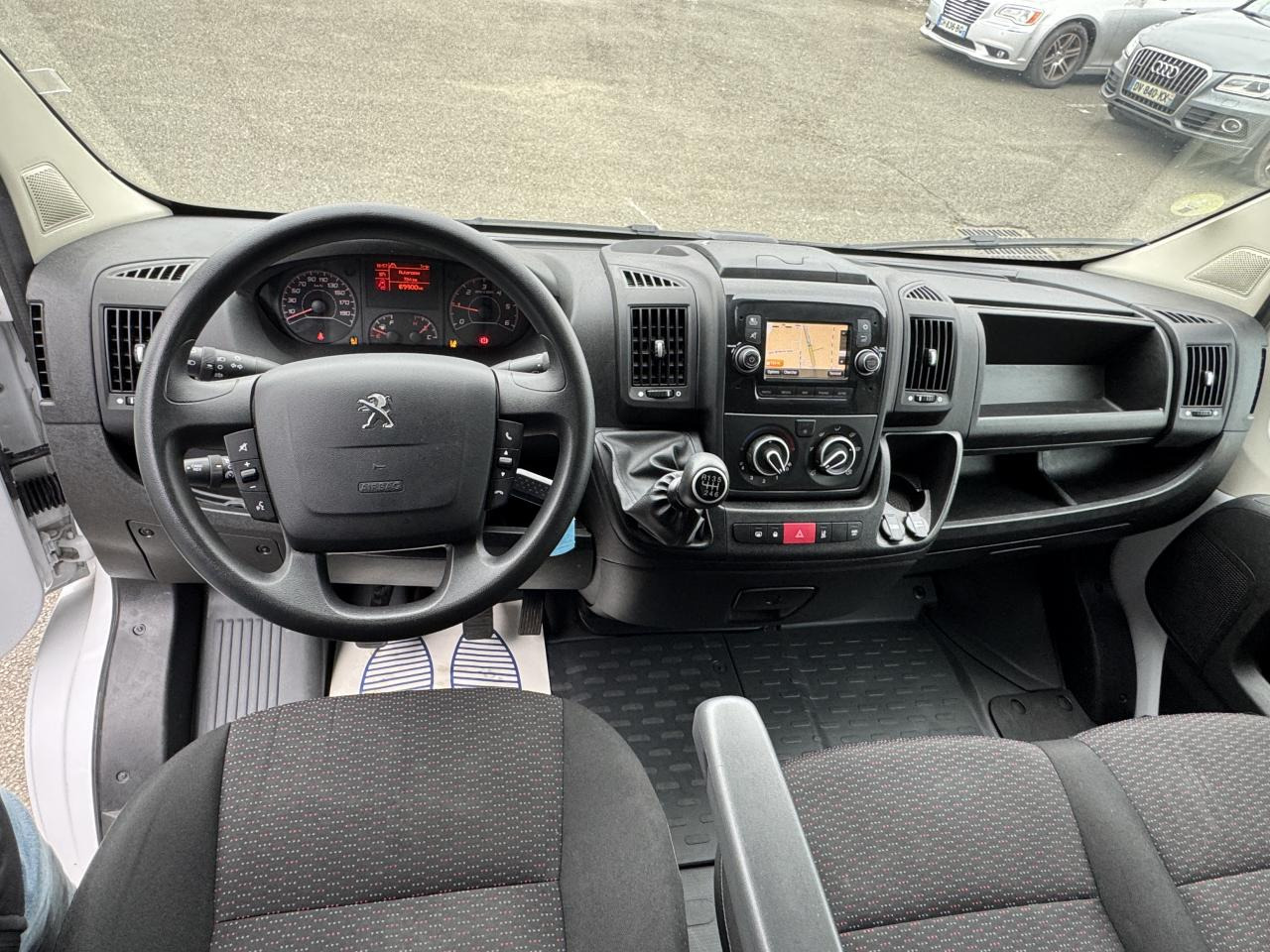 PEUGEOT boxer 333 L1H1 2.2 BLUEHDI S&S 140CH ASPHALT - Gesloten bestelwagen: afbeelding 3 PEUGEOT boxer 333 L1H1 2.2 BLUEHDI S&S 140CH ASPHALT - Gesloten bestelwagen: afbeelding 3
