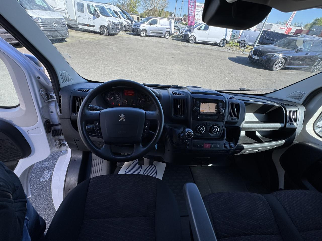 PEUGEOT boxer 333 L1H1 2.2 BLUEHDI S&S 140CH ASPHALT - Gesloten bestelwagen: afbeelding 3 PEUGEOT boxer 333 L1H1 2.2 BLUEHDI S&S 140CH ASPHALT - Gesloten bestelwagen: afbeelding 3