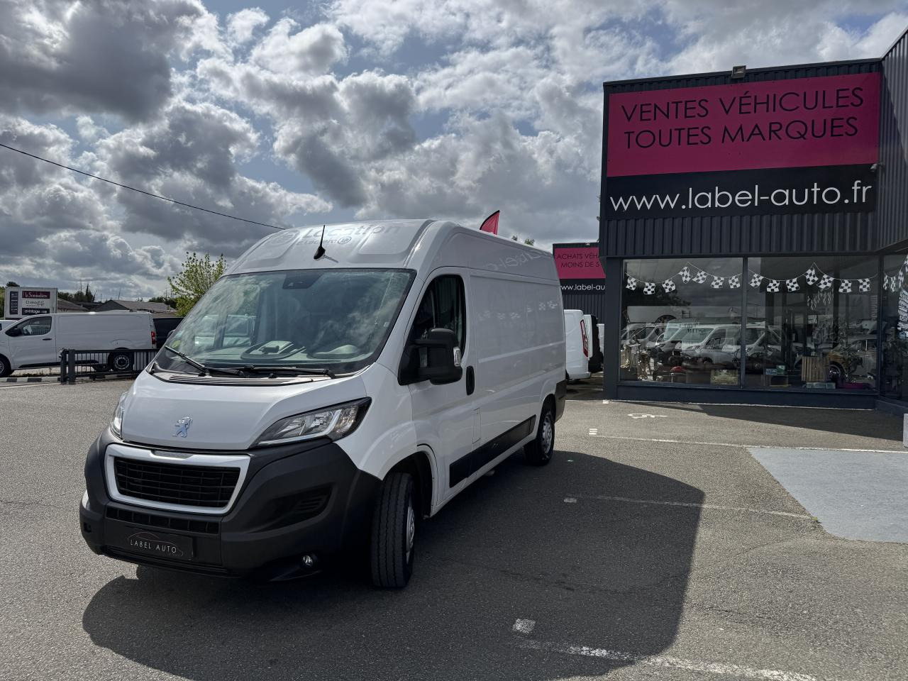 Gesloten bestelwagen PEUGEOT boxer 333 L2H2 2.2 BLUEHDI S&S 140CH ASPHALT: afbeelding 6
