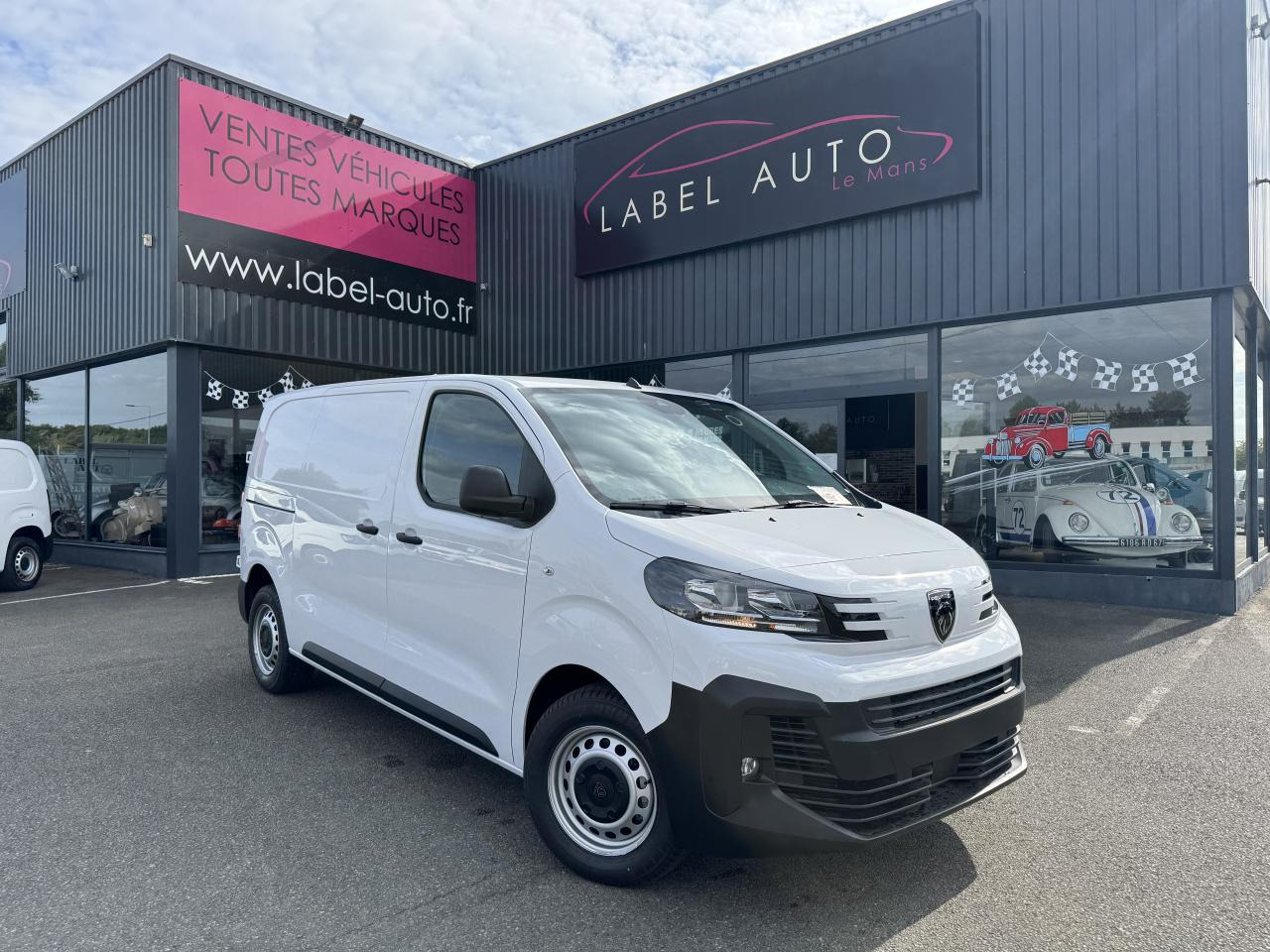 PEUGEOT expert M 2.0 BLUEHDI 145CH PACK CONNECT - Gesloten bestelwagen: afbeelding 1 PEUGEOT expert M 2.0 BLUEHDI 145CH PACK CONNECT - Gesloten bestelwagen: afbeelding 1
