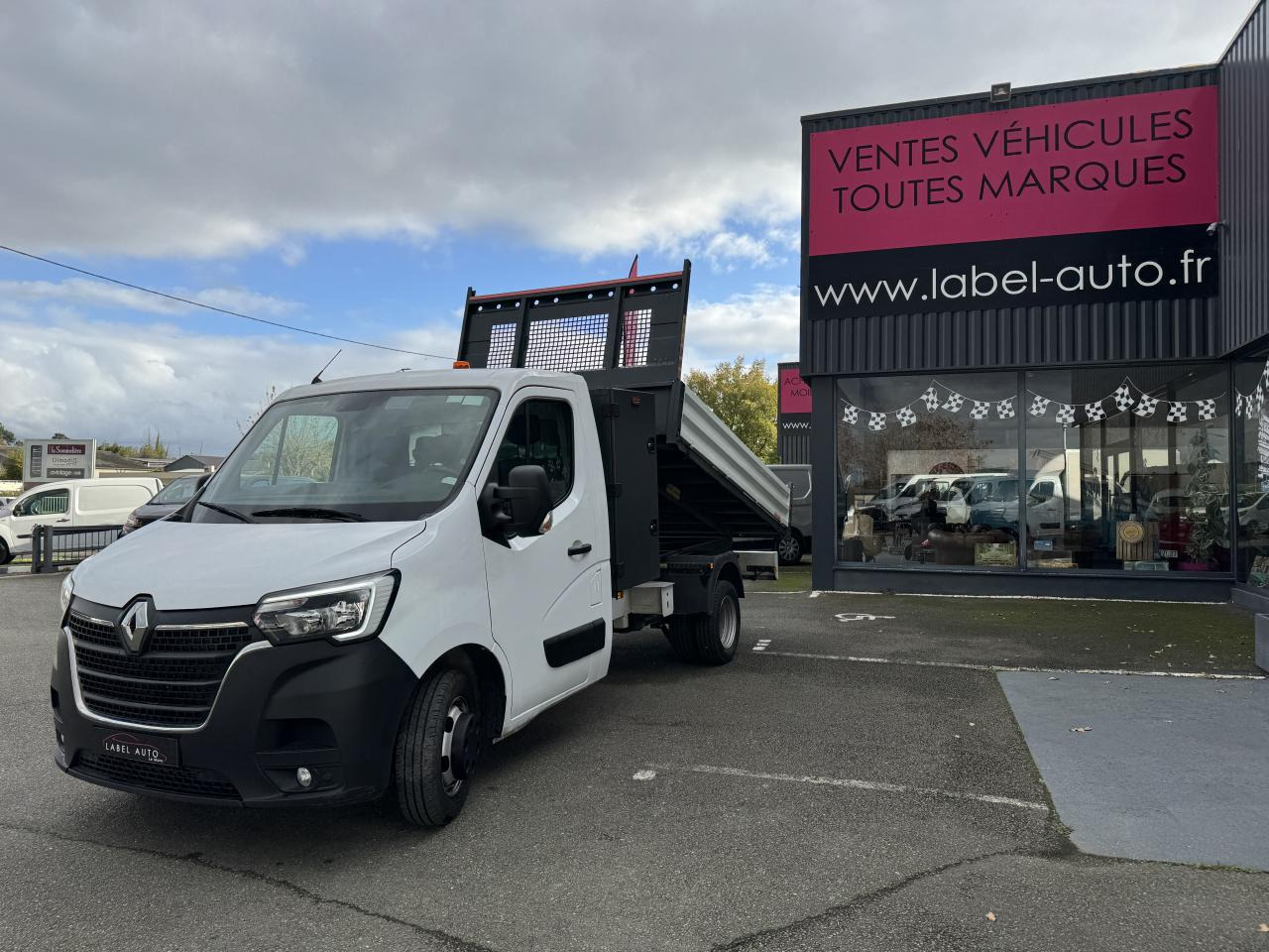 Kipper bestelwagen RENAULT MASTER 3T5 BENNE COFFRE RJ 2.3 DCI 130CH PROPULSION: afbeelding 6 Kipper bestelwagen RENAULT MASTER 3T5 BENNE COFFRE RJ 2.3 DCI 130CH PROPULSION: afbeelding 6