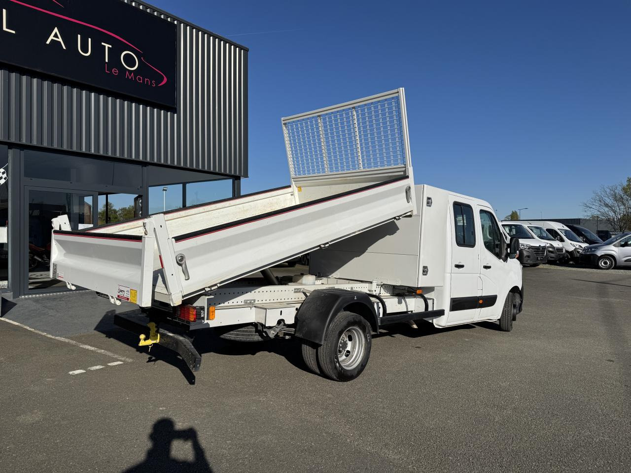 RENAULT MASTER 3T5 BENNE + COFFRE RJ DOUBLE CABINE 6 PL 2.3 DCI 130 CH CONFORT - Kipper bestelwagen: afbeelding 5 RENAULT MASTER 3T5 BENNE + COFFRE RJ DOUBLE CABINE 6 PL 2.3 DCI 130 CH CONFORT - Kipper bestelwagen: afbeelding 5
