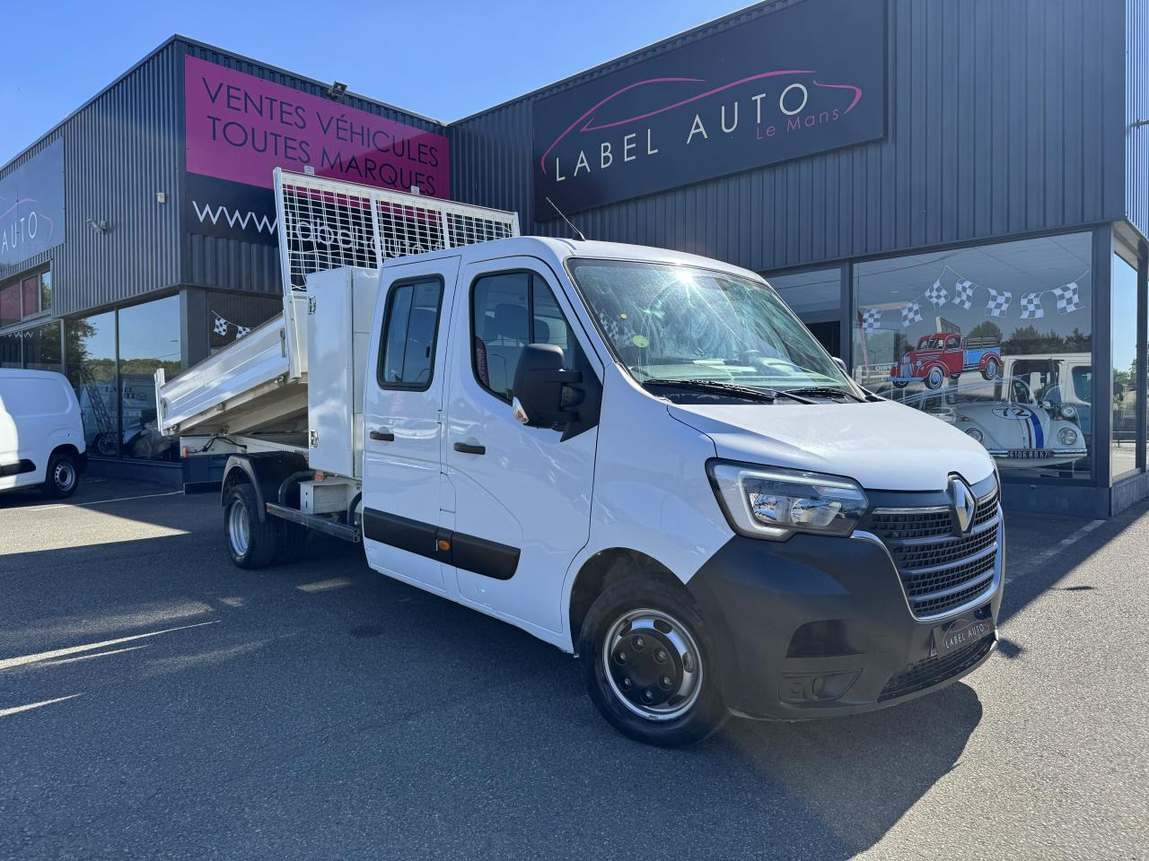 RENAULT MASTER 3T5 BENNE + COFFRE RJ DOUBLE CABINE 6 PL 2.3 DCI 130 CH CONFORT - Kipper bestelwagen: afbeelding 2 RENAULT MASTER 3T5 BENNE + COFFRE RJ DOUBLE CABINE 6 PL 2.3 DCI 130 CH CONFORT - Kipper bestelwagen: afbeelding 2