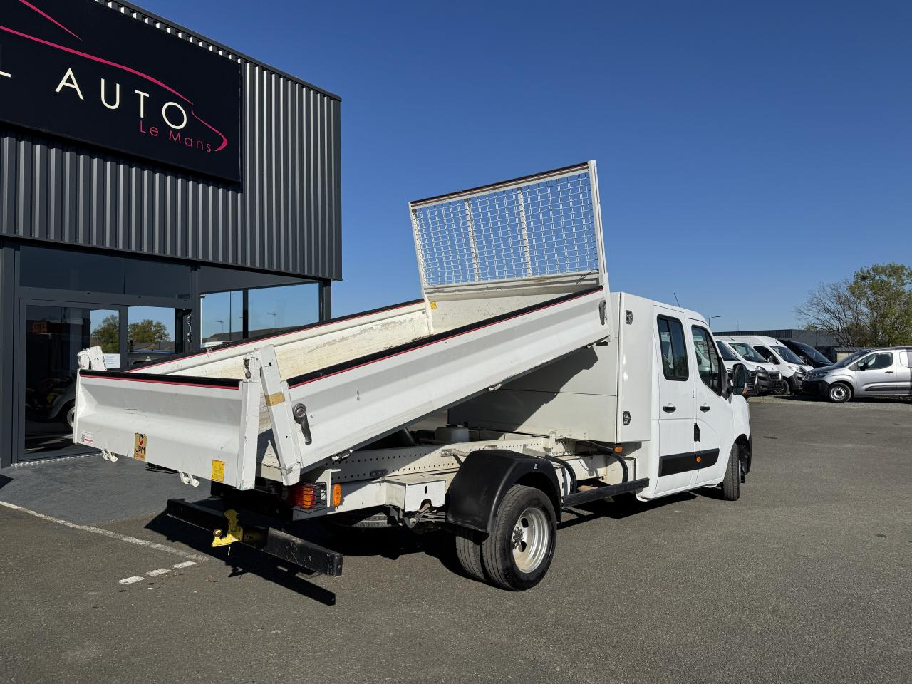 RENAULT MASTER 3T5 BENNE + COFFRE RJ DOUBLE CABINE 6 PL 2.3 DCI 130 CH CONFORT + GPS + REGUL + CLIM - Kipper bestelwagen: afbeelding 5 RENAULT MASTER 3T5 BENNE + COFFRE RJ DOUBLE CABINE 6 PL 2.3 DCI 130 CH CONFORT + GPS + REGUL + CLIM - Kipper bestelwagen: afbeelding 5