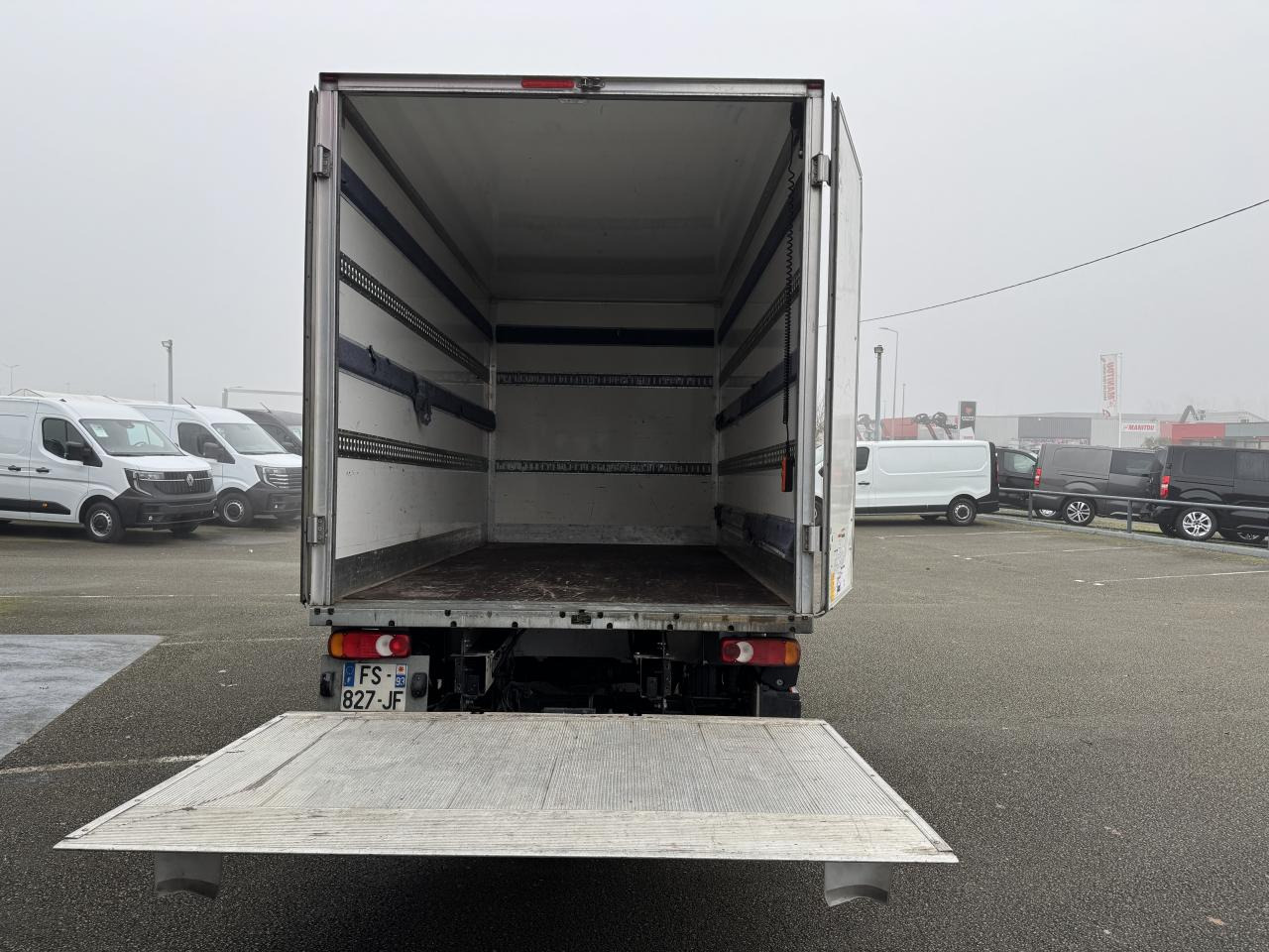 RENAULT MASTER 3T5 CAISSE 20M3 HAYON 2.3 DCI 145CH GRAND CONFORT - Bestelwagen gesloten laadbak: afbeelding 4 RENAULT MASTER 3T5 CAISSE 20M3 HAYON 2.3 DCI 145CH GRAND CONFORT - Bestelwagen gesloten laadbak: afbeelding 4