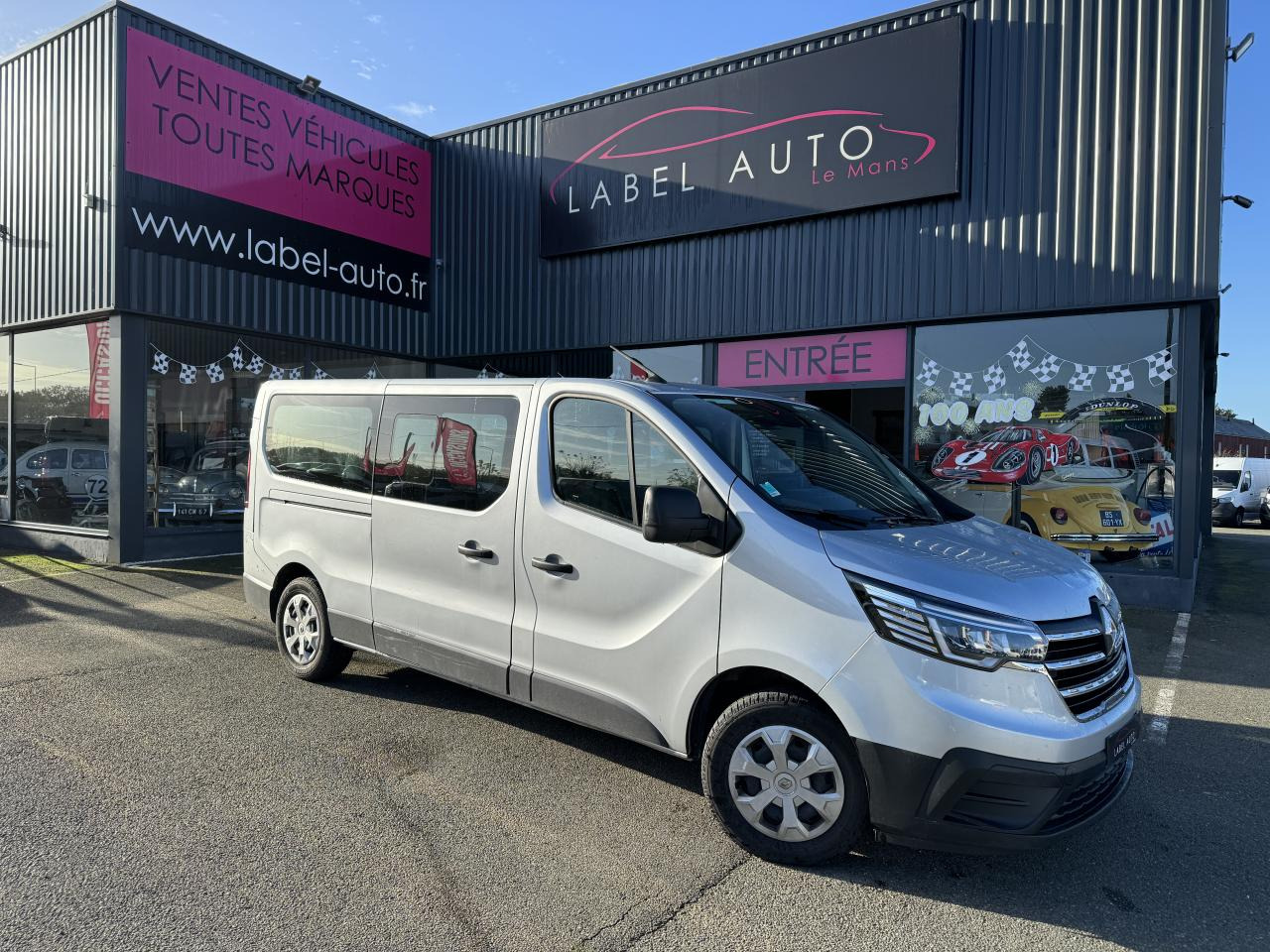 RENAULT Trafic L2 2.0 Energy dCi - 150 - S&S III COMBI Combi Zen L2H1 PHASE 3 - Personenvervoer: afbeelding 3 RENAULT Trafic L2 2.0 Energy dCi - 150 - S&S III COMBI Combi Zen L2H1 PHASE 3 - Personenvervoer: afbeelding 3
