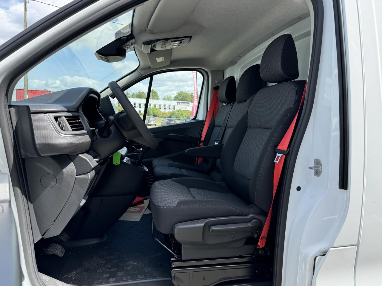 RENAULT Trafic L2H1 3000 Kg 2.0 Blue dCi - 150 2024 III FOURGON Fourgon Advance L2H1 PHASE 3 - Gesloten bestelwagen: afbeelding 5 RENAULT Trafic L2H1 3000 Kg 2.0 Blue dCi - 150 2024 III FOURGON Fourgon Advance L2H1 PHASE 3 - Gesloten bestelwagen: afbeelding 5