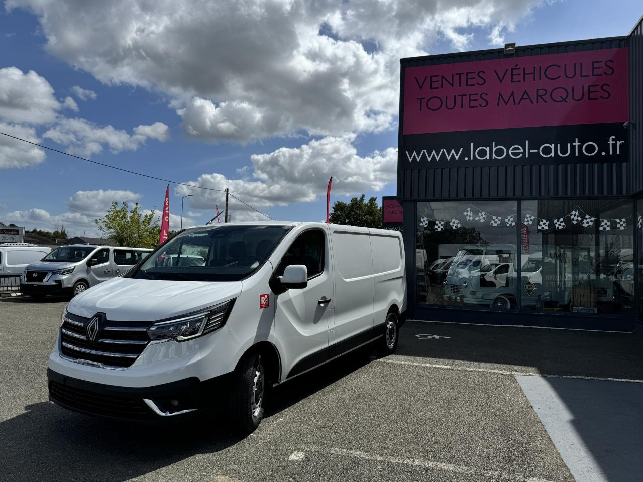 RENAULT Trafic L2H1 3000 Kg 2.0 Blue dCi - 170 2024 III FOURGON Fourgon Advance L2H1 PHASE 3 - Gesloten bestelwagen: afbeelding 3 RENAULT Trafic L2H1 3000 Kg 2.0 Blue dCi - 170 2024 III FOURGON Fourgon Advance L2H1 PHASE 3 - Gesloten bestelwagen: afbeelding 3