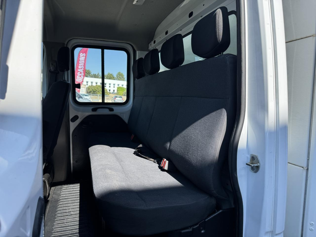 Renault Master RENAULT 3T5 BENNE + COFFRE RJ DOUBLE CABINE 6 PL 2.3 DCI 130 CH CONFORT + GPS + REGUL + CLIM - Kipper bestelwagen: afbeelding 4 Renault Master RENAULT 3T5 BENNE + COFFRE RJ DOUBLE CABINE 6 PL 2.3 DCI 130 CH CONFORT + GPS + REGUL + CLIM - Kipper bestelwagen: afbeelding 4