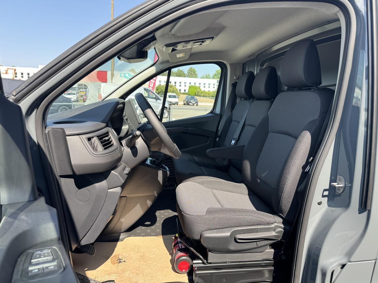 Renault Trafic L2H1 3T 2.0 BLUE DCI 170CH ADVANCE CARPLAY CAM - Gesloten bestelwagen: afbeelding 4 Renault Trafic L2H1 3T 2.0 BLUE DCI 170CH ADVANCE CARPLAY CAM - Gesloten bestelwagen: afbeelding 4