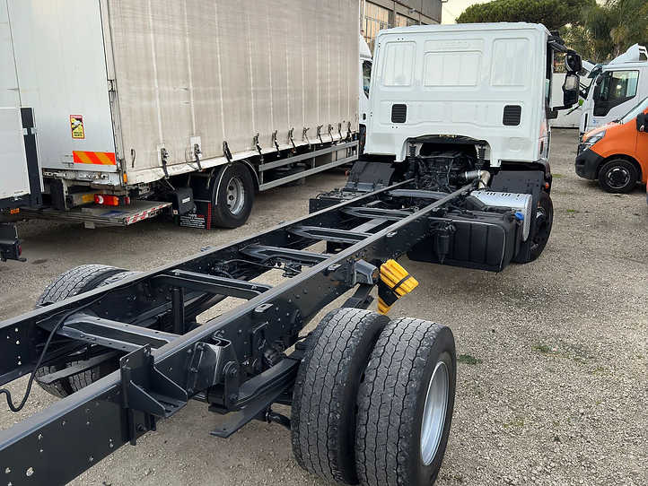 Chassis vrachtwagen EUROCARGO 160E25 BALESTRATO: afbeelding 6