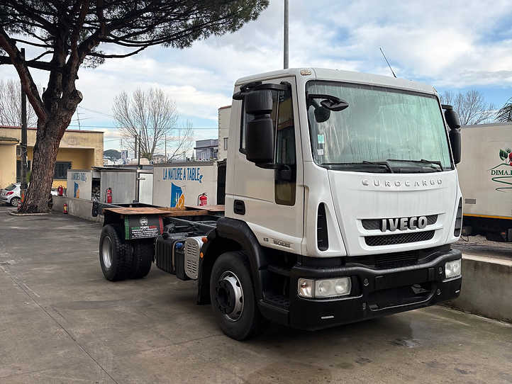 Iveco Eurocargo 160e25 - Chassis vrachtwagen: afbeelding 1 Iveco Eurocargo 160e25 - Chassis vrachtwagen: afbeelding 1