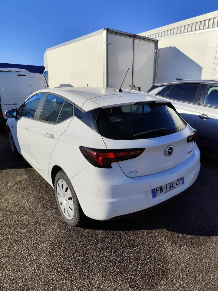 Opel Astra 1,5 Diesel 105 cv BVM6 5 places Edition business - Personenwagen: afbeelding 3 Opel Astra 1,5 Diesel 105 cv BVM6 5 places Edition business - Personenwagen: afbeelding 3