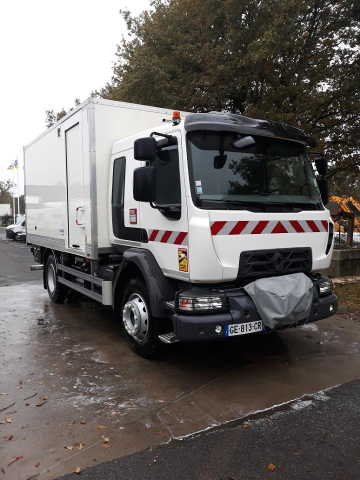 Renault D 13 HIGH K P4X2 280CV Double cabine 6 places - Bakwagen: afbeelding 2 Renault D 13 HIGH K P4X2 280CV Double cabine 6 places - Bakwagen: afbeelding 2