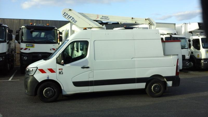 Renault Master 145.35 FG Tronqué L2H2 Nacelle Pack éco - Vrachtwagen hoogwerker: afbeelding 2 Renault Master 145.35 FG Tronqué L2H2 Nacelle Pack éco - Vrachtwagen hoogwerker: afbeelding 2