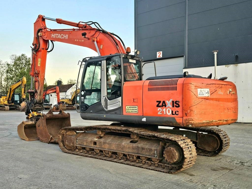 Hitachi ZX 210 LC-3 - Rupsgraafmachine: afbeelding 3 Hitachi ZX 210 LC-3 - Rupsgraafmachine: afbeelding 3