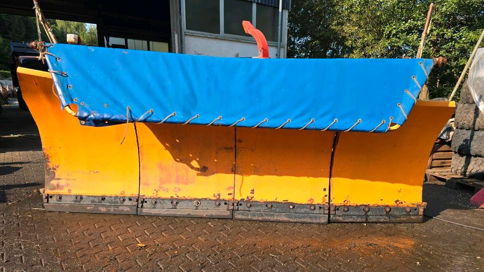 Beilhack PV 29-4 Schneepflug Schneeschild Scheeschieber Winterdienst Unimog U400 300 290 500 427 530 423 318 323 LKW Fendt - Sneeuwschuif: afbeelding 3 Beilhack PV 29-4 Schneepflug Schneeschild Scheeschieber Winterdienst Unimog U400 300 290 500 427 530 423 318 323 LKW Fendt - Sneeuwschuif: afbeelding 3